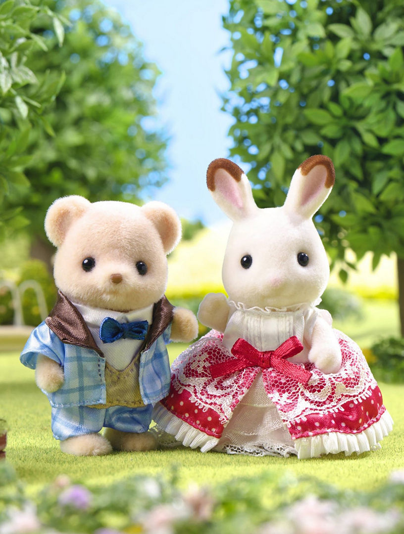 MASTERMIND TOYS Calico Critters Anniversary Friends Set - Freya