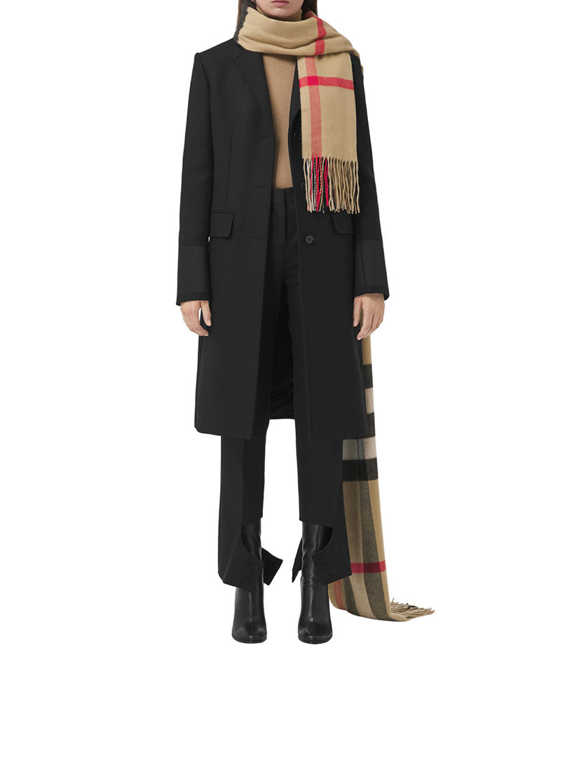 Burberry large store classic cashmere scarf