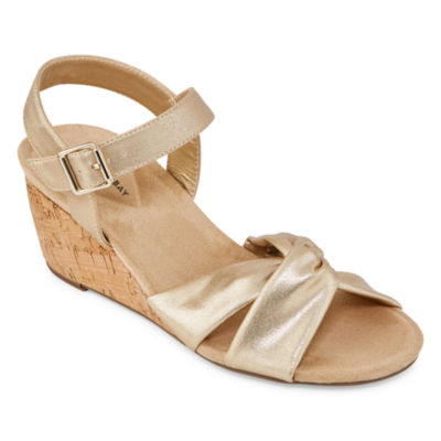 jcpenney gold sandals