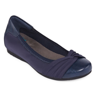jcpenney womens slip on shoes