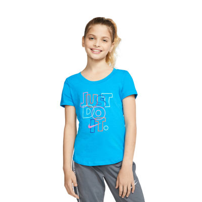 girls nike t shirt