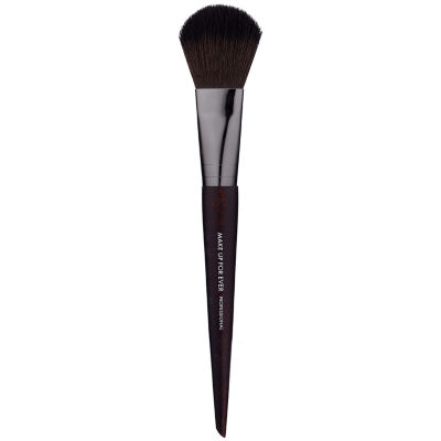 flat blush brush