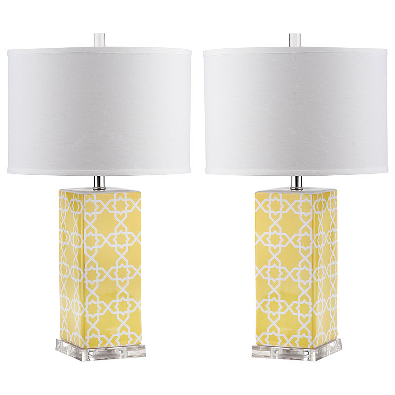 Safavieh Quatrefoil Table Lamp, Yellow