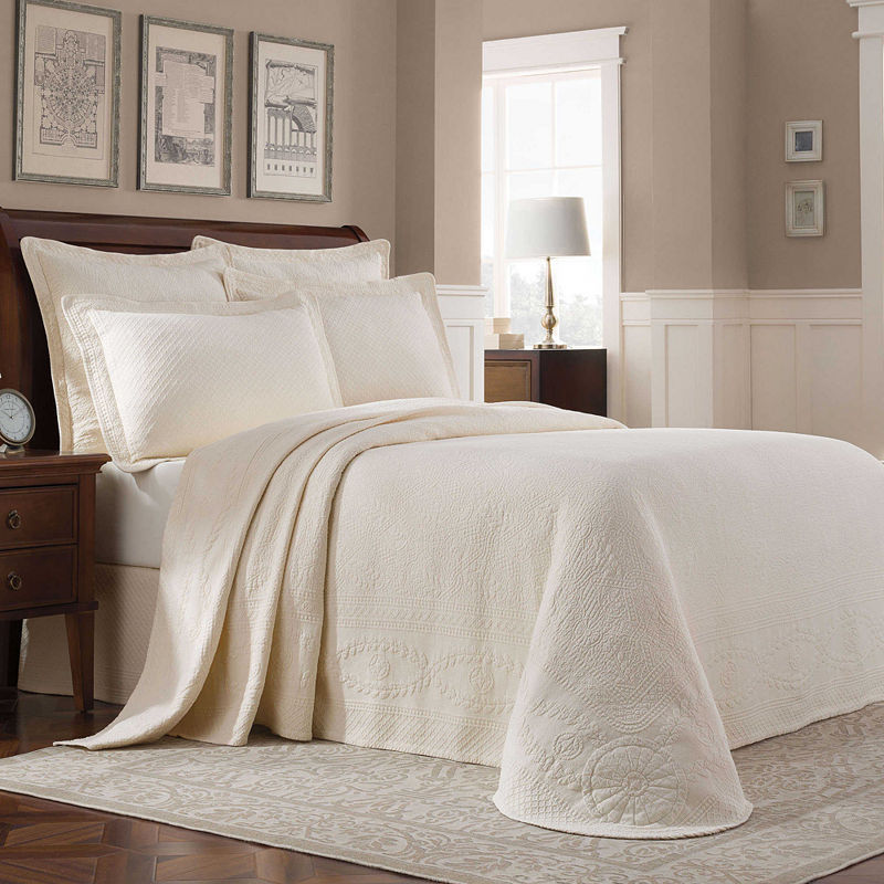 Royal Heritage Home Williamsburg Abby Bedspread, Ivory, Twin