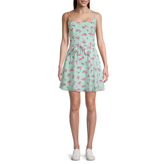 B. Darlin Juniors Sleeveless Floral Fit + Flare Dress