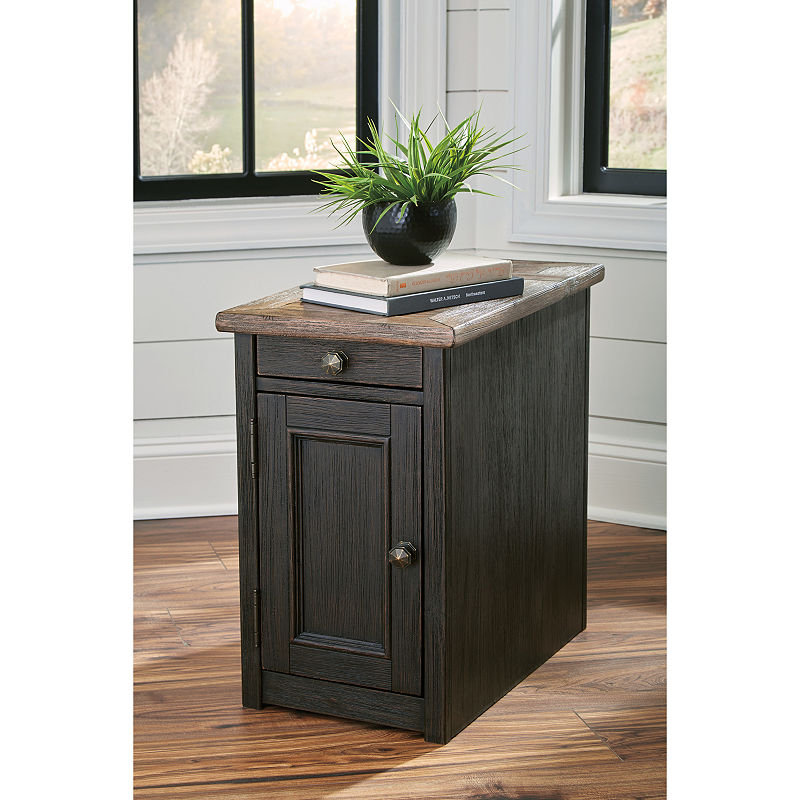 Tyler Creek Chair Side End Table Taupe/Black (Brown/Black) - Signature Design by Ashley