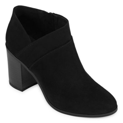 black booties with block heel