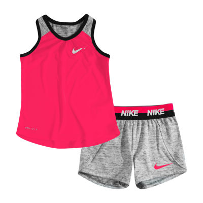 2t nike shorts girl