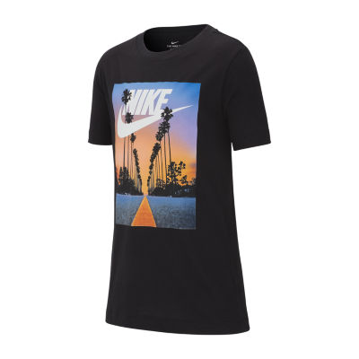 nike graphic tees clearance