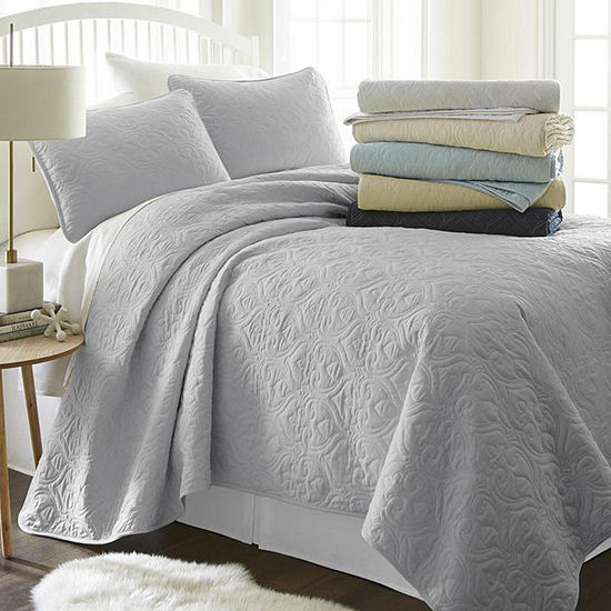 Casual Comfort Premium Ultra Soft Damask Pattern Quilted Coverlet Set