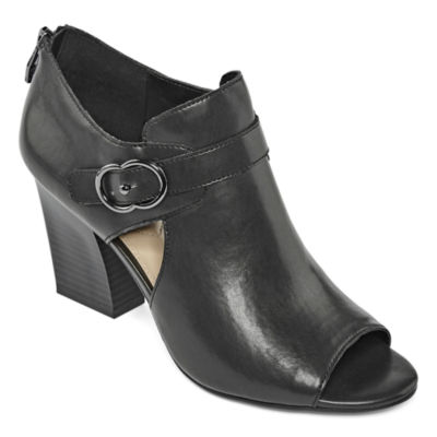liz claiborne womens eastwick strap sandals