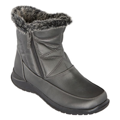 white tote boots