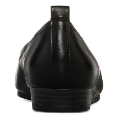 yuu imperial slip on flats