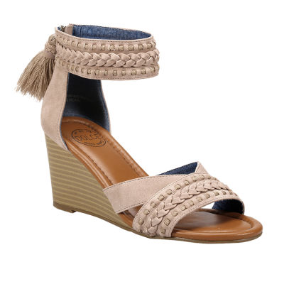 dolce by mojo moxy wedges