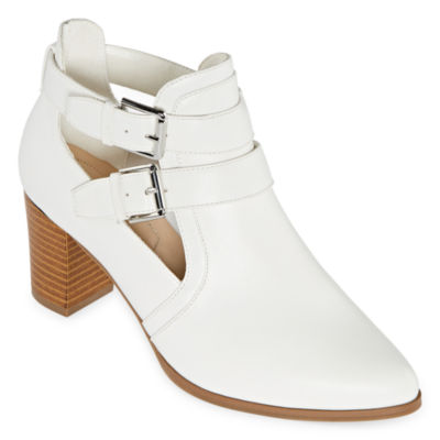 liz claiborne booties