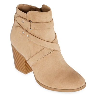womens stacked heel boots