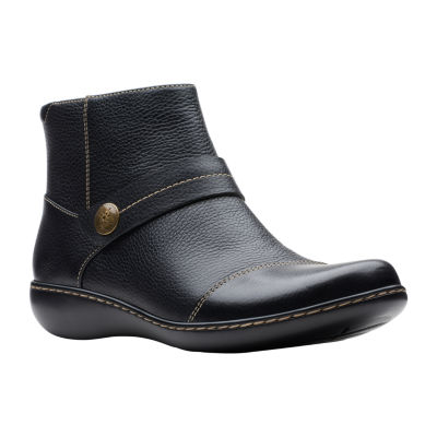 clarks booties wide width