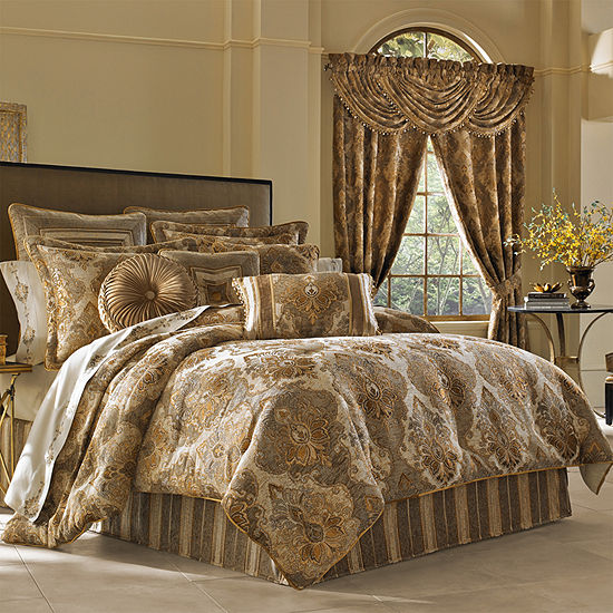 Queen Street Brooke 4 Pc Damask Scroll Heavyweight Comforter