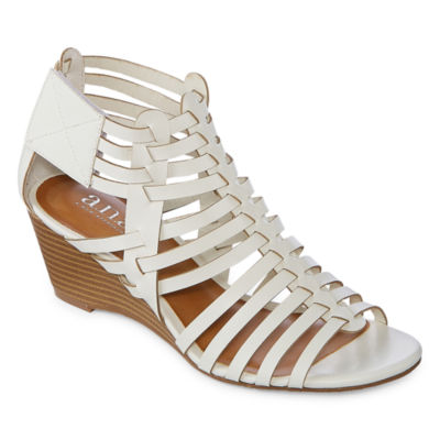 alaina active sneaker