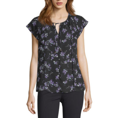 Short Sleeve Split Crew Neck Woven Blouse