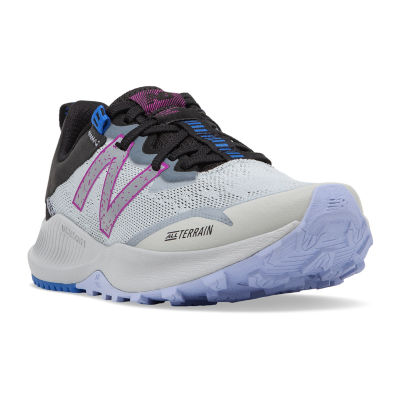 wide width running shoes womens