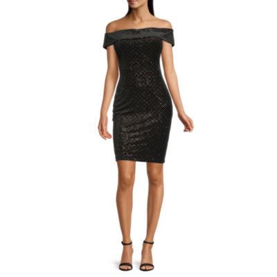 premier amour short sleeve off the shoulder sheath dress