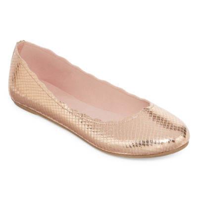 city streets ballet flats