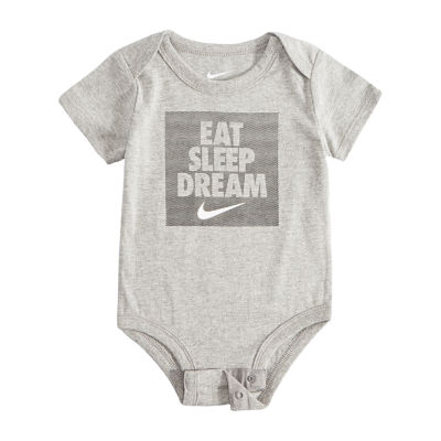 infant boy nike clothes