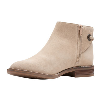 womens clarks booties