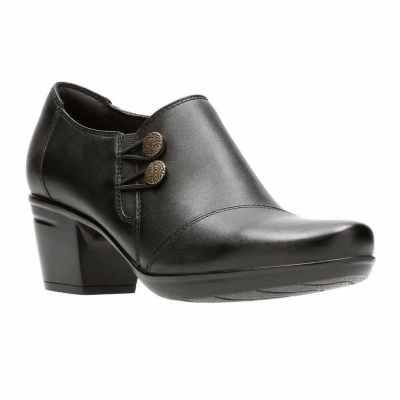 clarks ladies brown boots sale