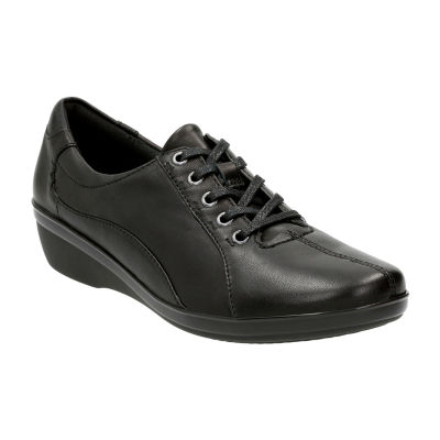 clarks ladies black lace up shoes