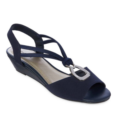 steve madden pink fur slides