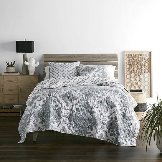 Jcpenney Home Vine Medallion Reversible Quilt Color White Multi
