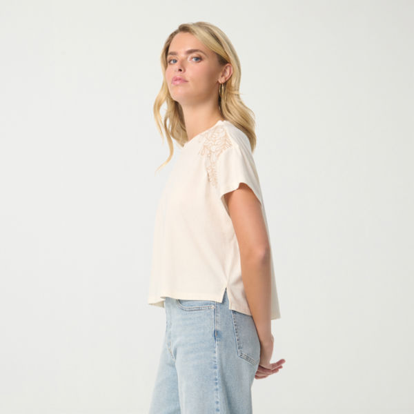 JS Jessica Simpson Womens Crew Neck Short Sleeve Embroidered Blouse