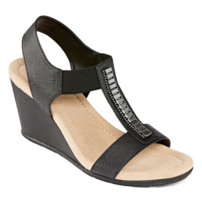 The bay best sale wedge sandals