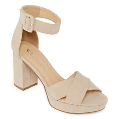 cl laundry sandals