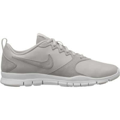 nike flex essential cross training shoes