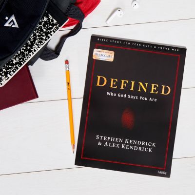 Defined - Teen Guys' Bible Study Book