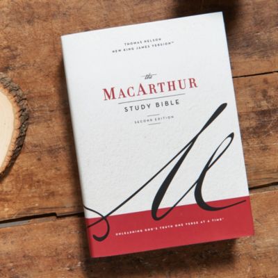 NKJV, MacArthur Study Bible, 2nd Edition, Cloth over Board, Blue, Comfort Print