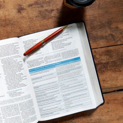 NKJV, MacArthur Study Bible, 2nd Edition, Leathersoft, Black, Comfort Print