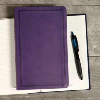 KJV Deluxe Gift Bible, Purple LeatherTouch