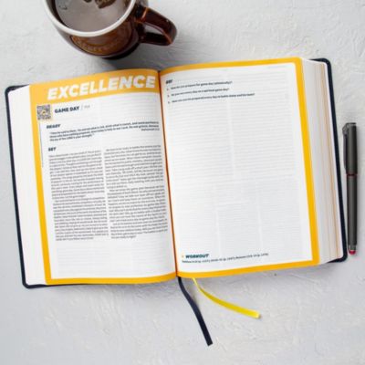 CSB E3 Discipleship Bible, Navy LeatherTouch