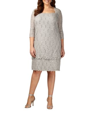 Plus-Size Cocktail Dresses & Formal Dresses | Lord & Taylor