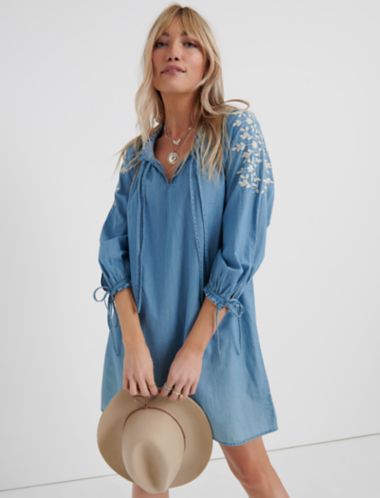 dress up brand clothing