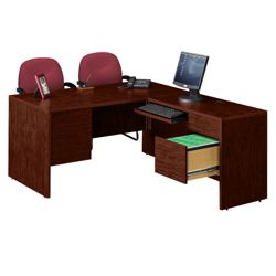 Compact L-Desk with Right Return