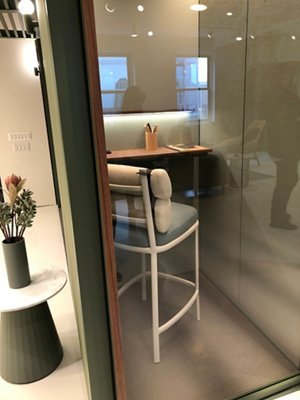 Personal Pod Entry with Chair