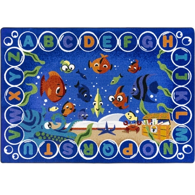 Underwater Readers 5'4" x 7'8" Area Rug