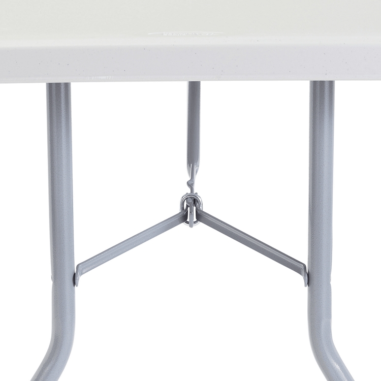 BT3000 Series Heavy Duty Folding Table 30x96