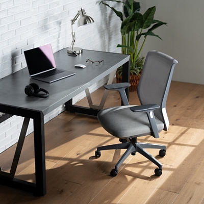 Sleek Mesh-Back Office Chair