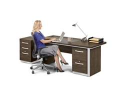 Metropolitan Executive Desk Set